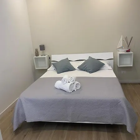 Amare House Nyaraló Bari